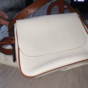 Fossil crossbody purse white with brown